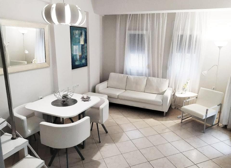 Apartment Amazing Maisonettes In Skiathos Town