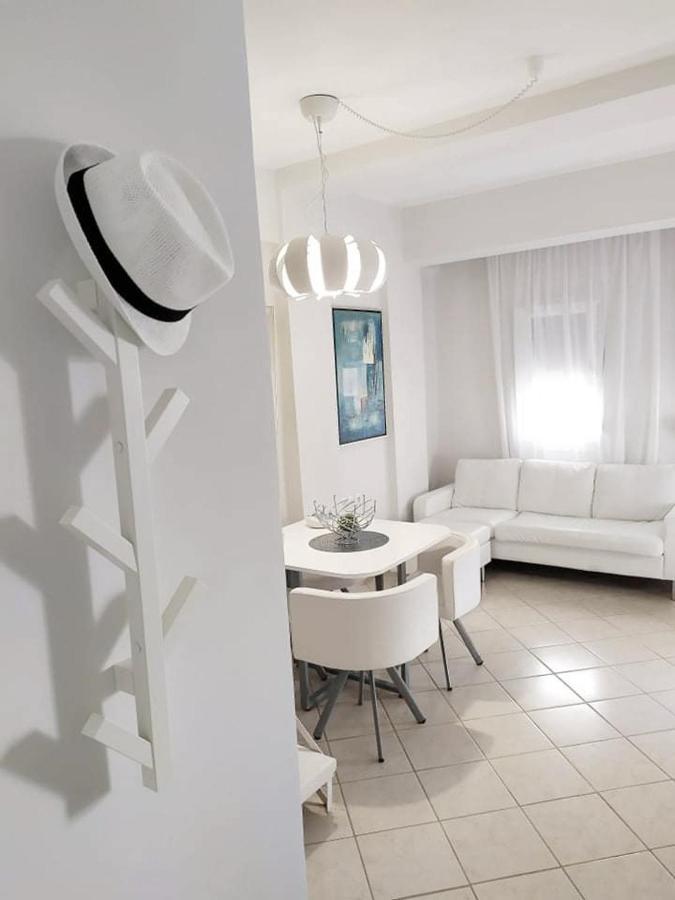 Amazing Maisonettes In Apartment *