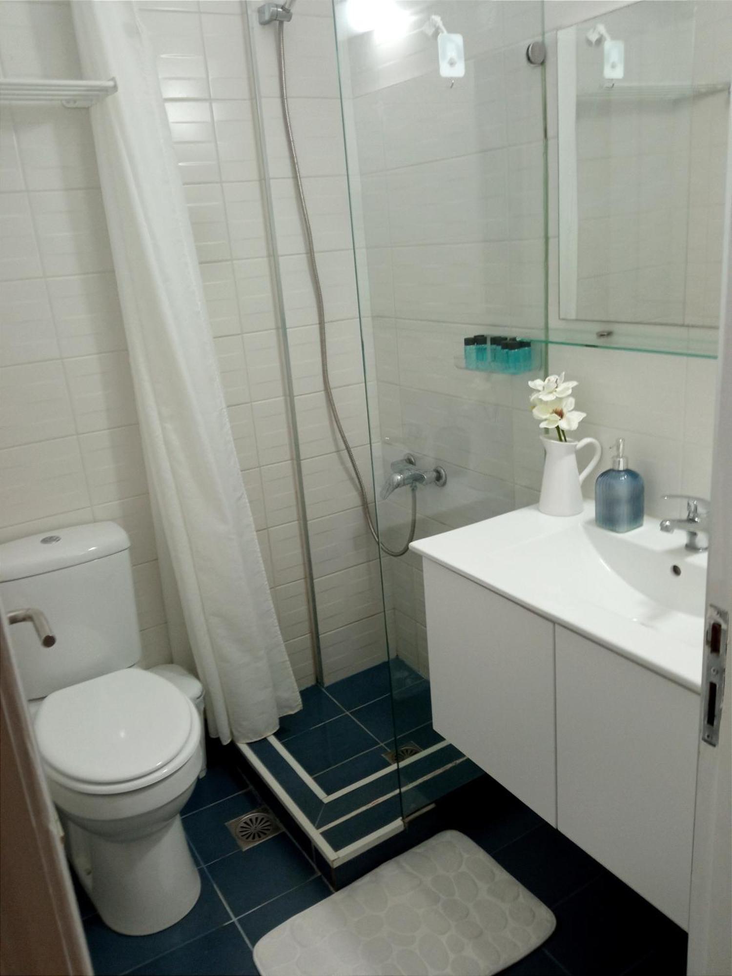 Amazing Maisonettes In Apartment *
